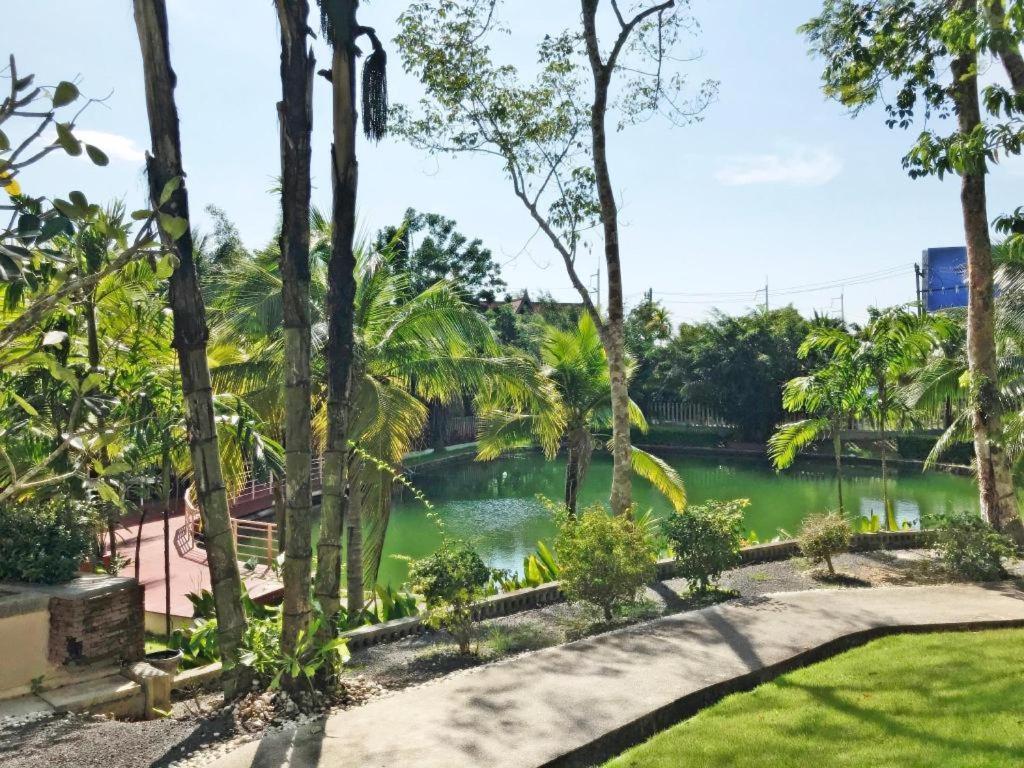 Royal Lee Resort And Spa Nai Yang Exterior foto