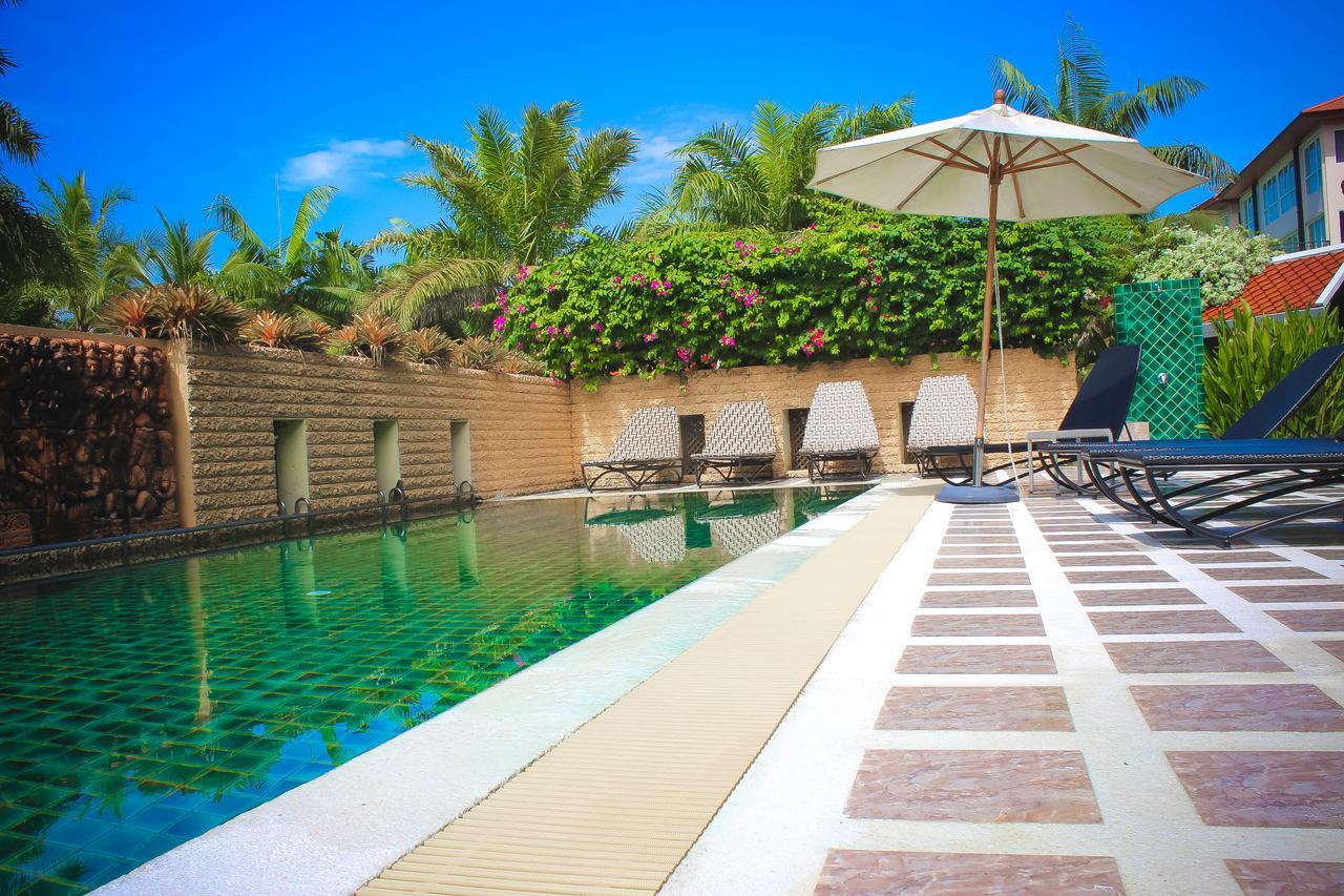 Royal Lee Resort And Spa Nai Yang Exterior foto